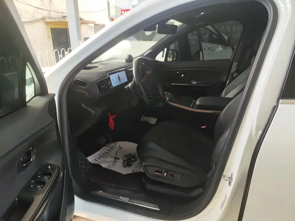 Photo 11 - NIO EC6