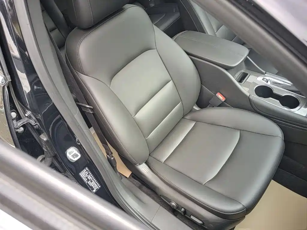 Фото 25 - Chevrolet Malibu XL