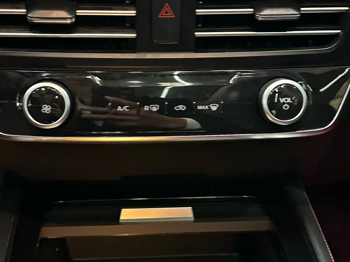 FORD SHARP WORLD
