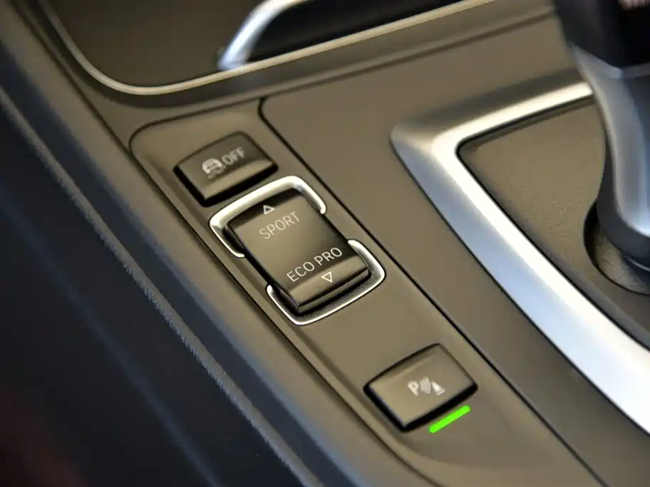 BMW 3 Series 2019 320Li Fashion Type фото 16