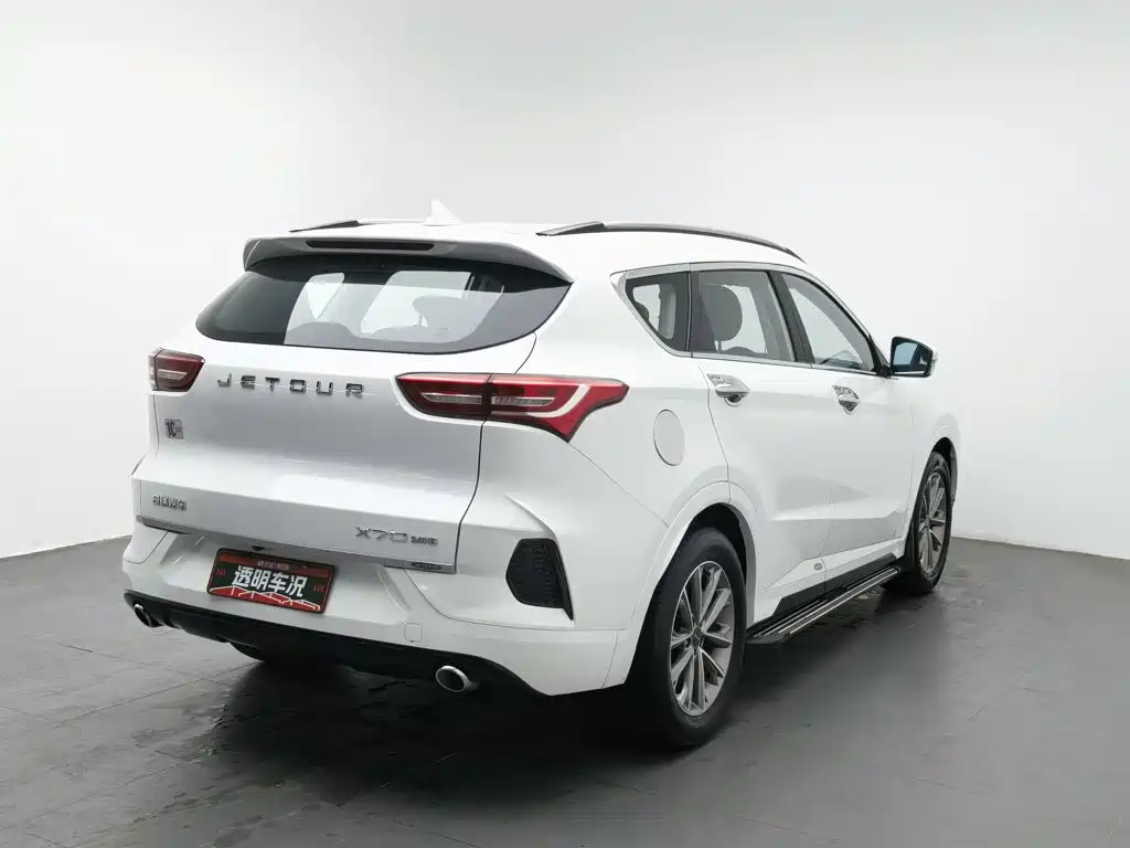 Фото 2 - Jetour X70