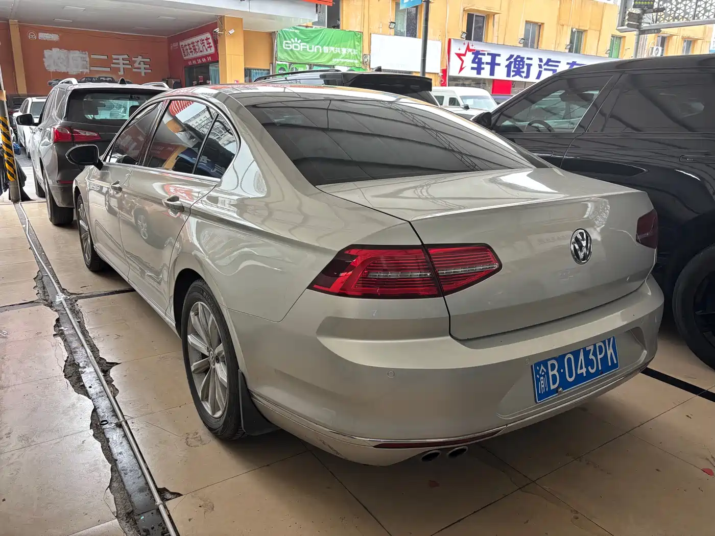 Volkswagen Magotan 2018 330TSI DSG Leading фото 9