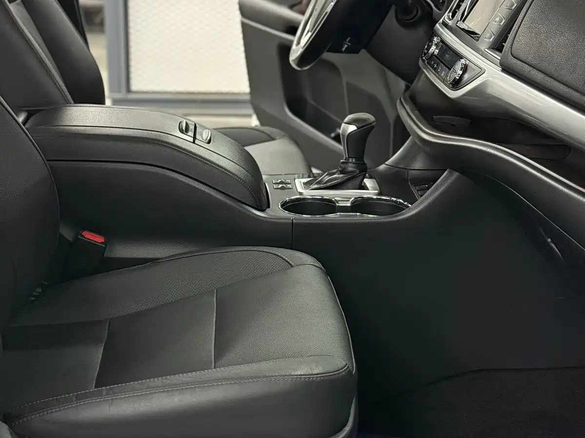 Toyota Highlander 2015 2.0T AWD Luxury Edition 7-seater фото 14