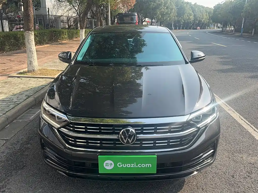 Volkswagen Sagitar 2025 300TSI DSG Excellence Edition фото 3