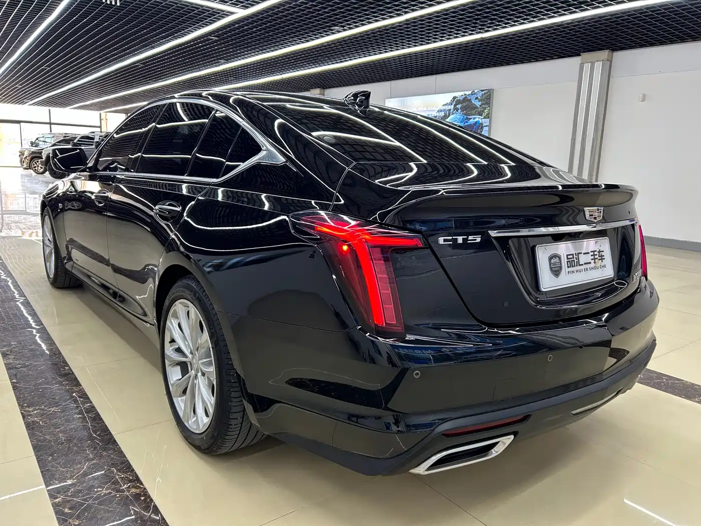 CADILLAC CT5