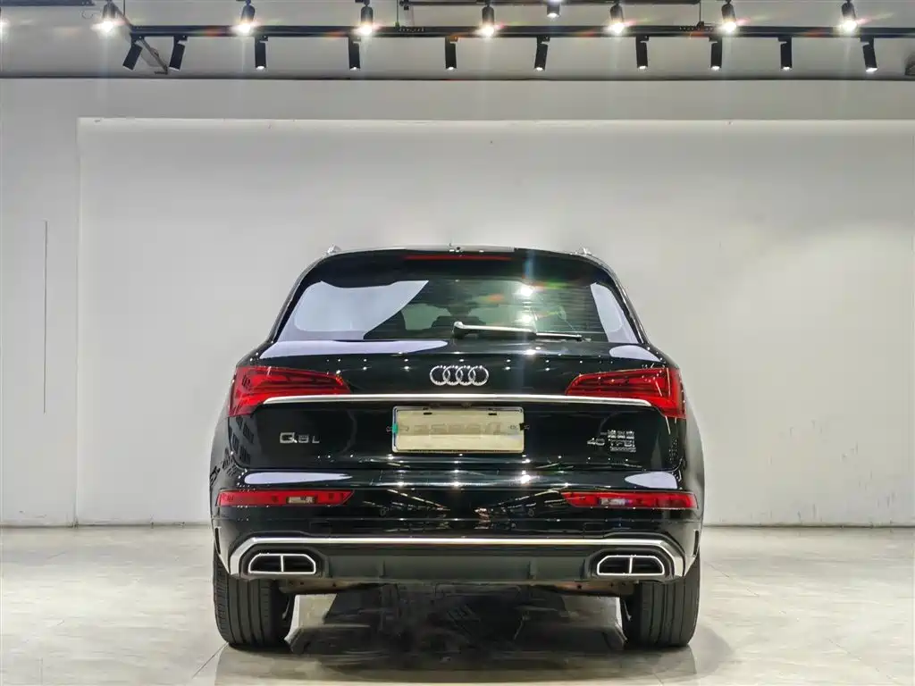 Audi Q5L 2021 40 TFSI Fashion Dynamic фото 16