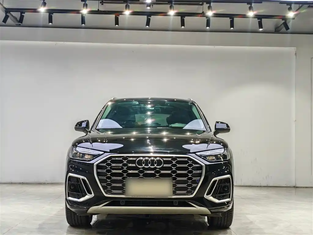 Audi Q5L 2021 40 TFSI Fashion Dynamic фото 11