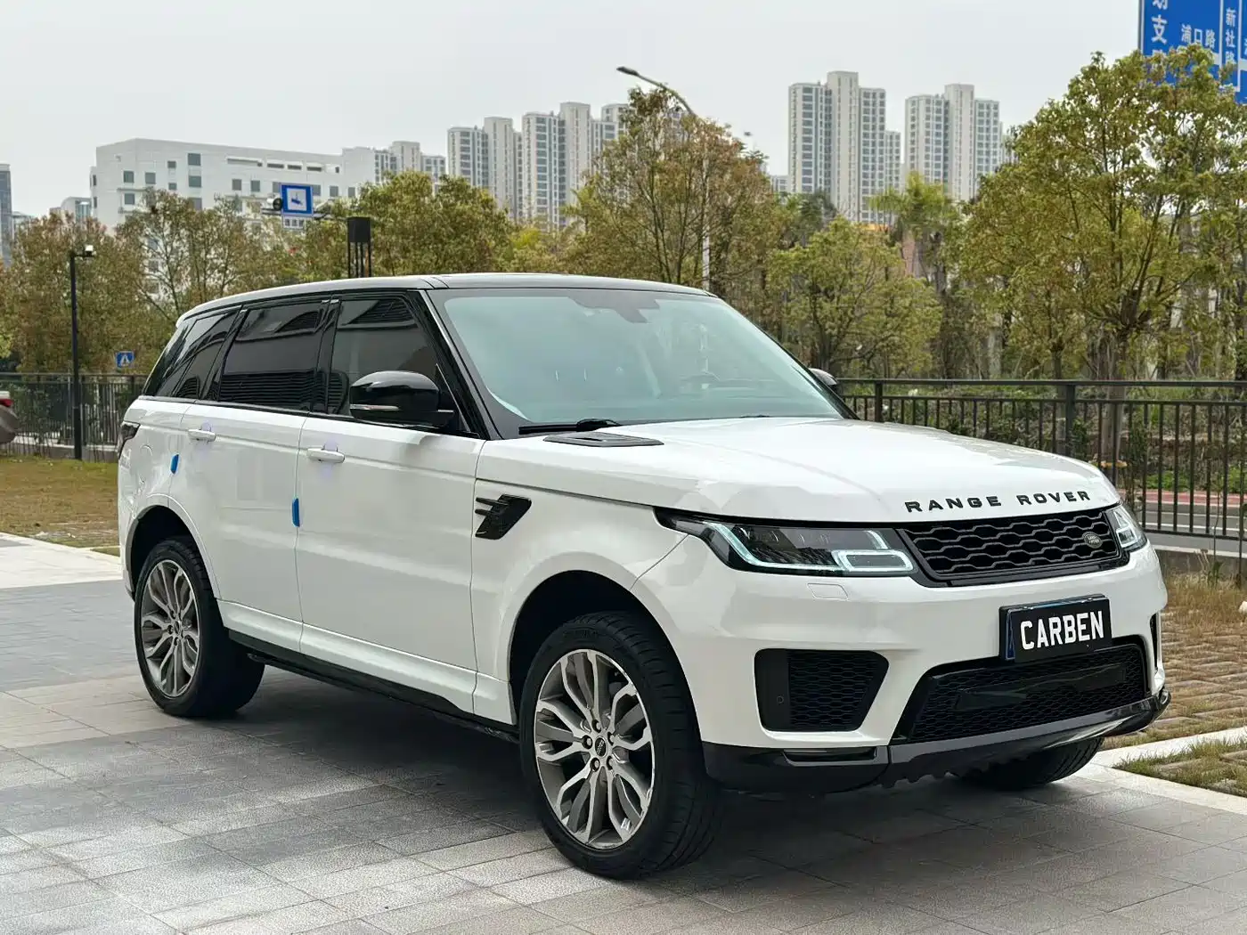 Land Rover Range Rover Sport 2014 3.0 SC V6 HSE DYNAMIC фото 3
