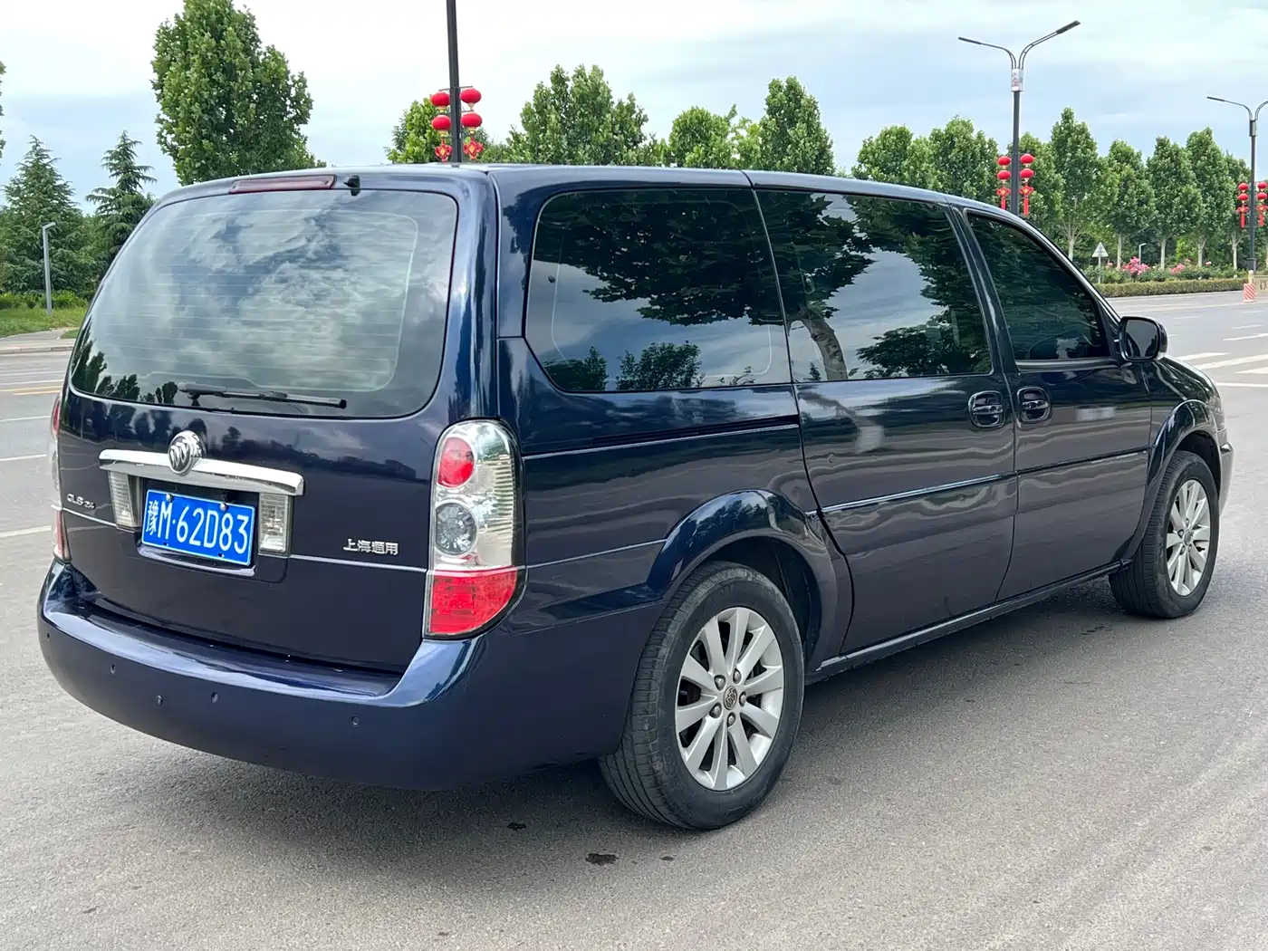 Buick GL8 2011 2.4L LT Executive Edition фото 6