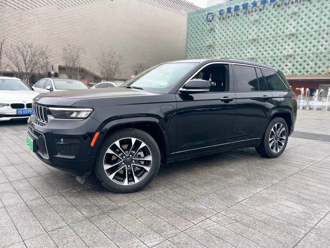 JEEP GRAND CHEROKEE 4XE