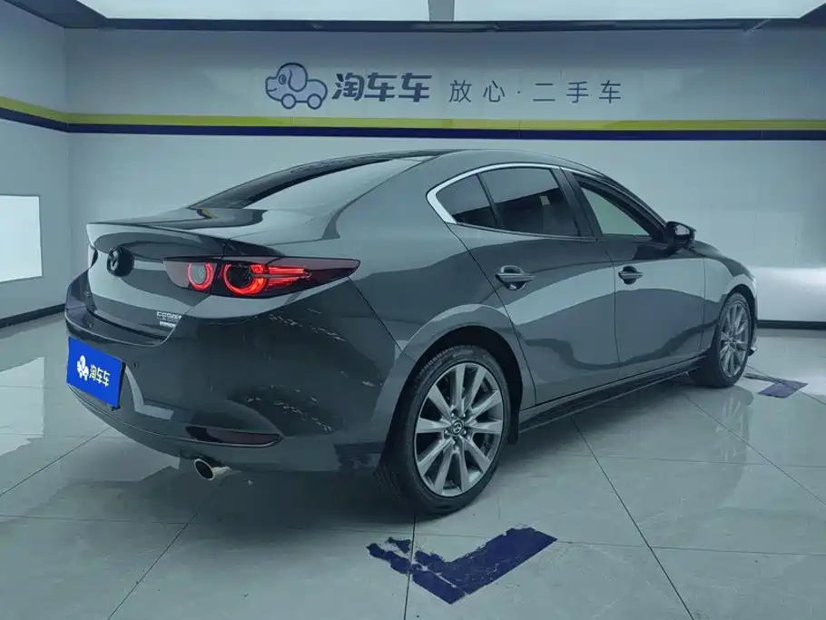 Mazda Mazda3 Axela 2024 2023 2.0L Auto Zhiyao