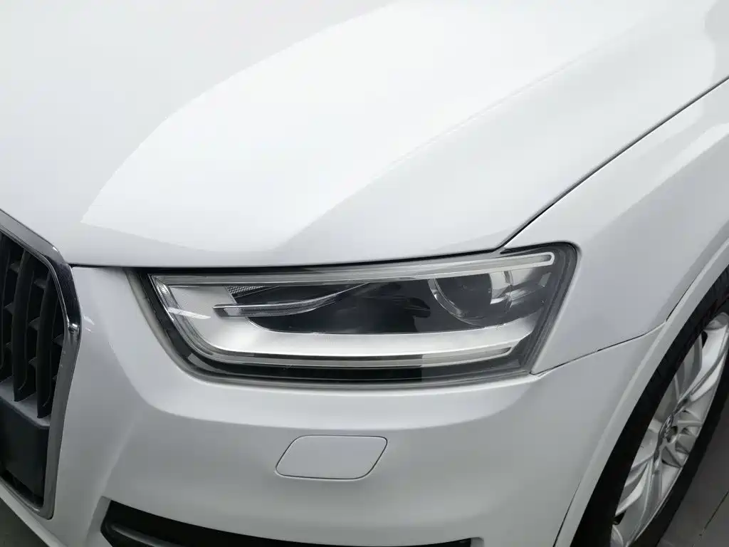 Фото 7 - Audi Q3