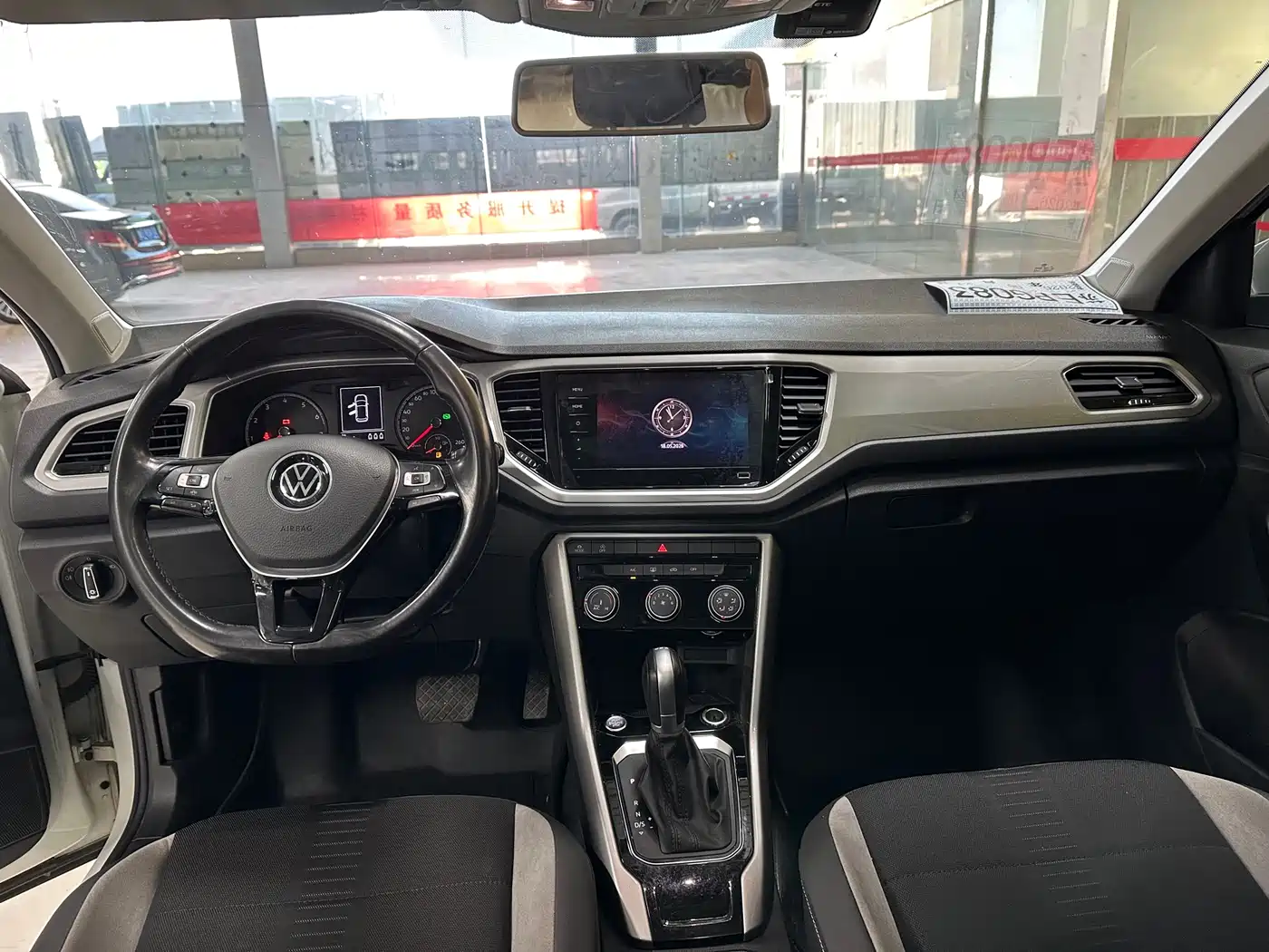 Volkswagen T-ROC 2022 280TSI DSG 2WD Elite PLUS фото 10