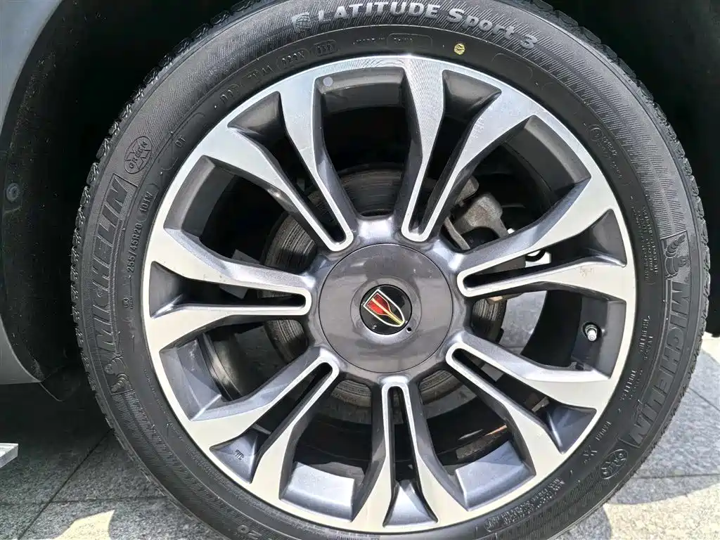 Hongqi HS5 2022 2.0T Smart Connect Flagship AWD Edition фото 11