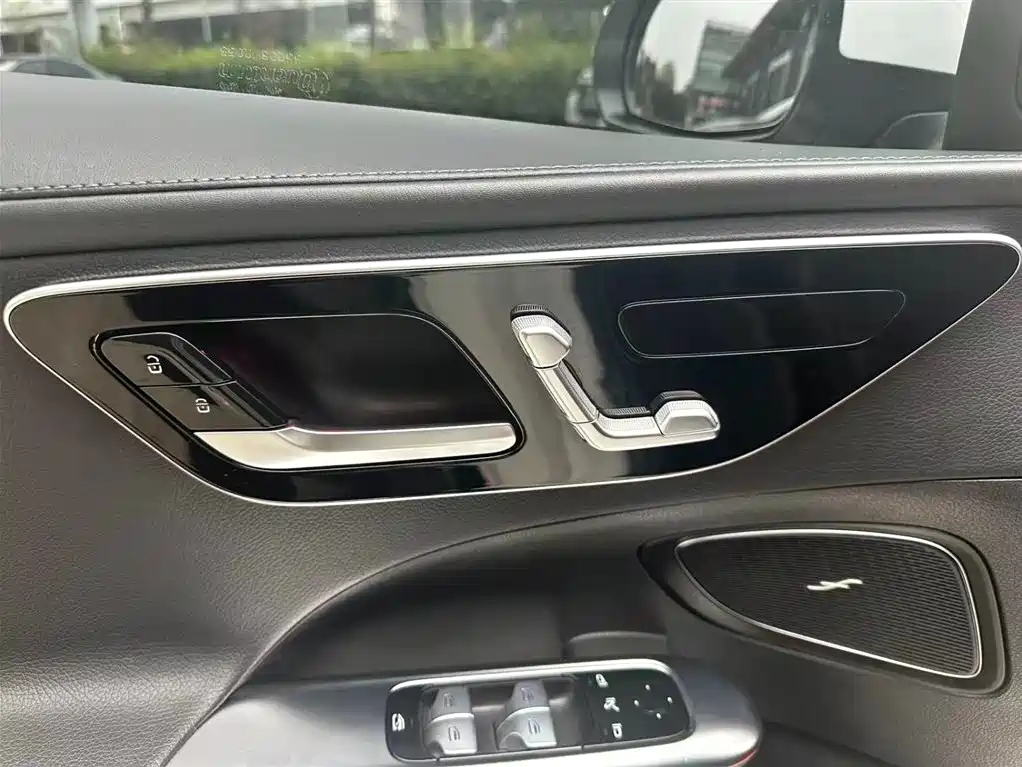 Mercedes-Benz C-Class 2023 C 260 L Sport фото 18
