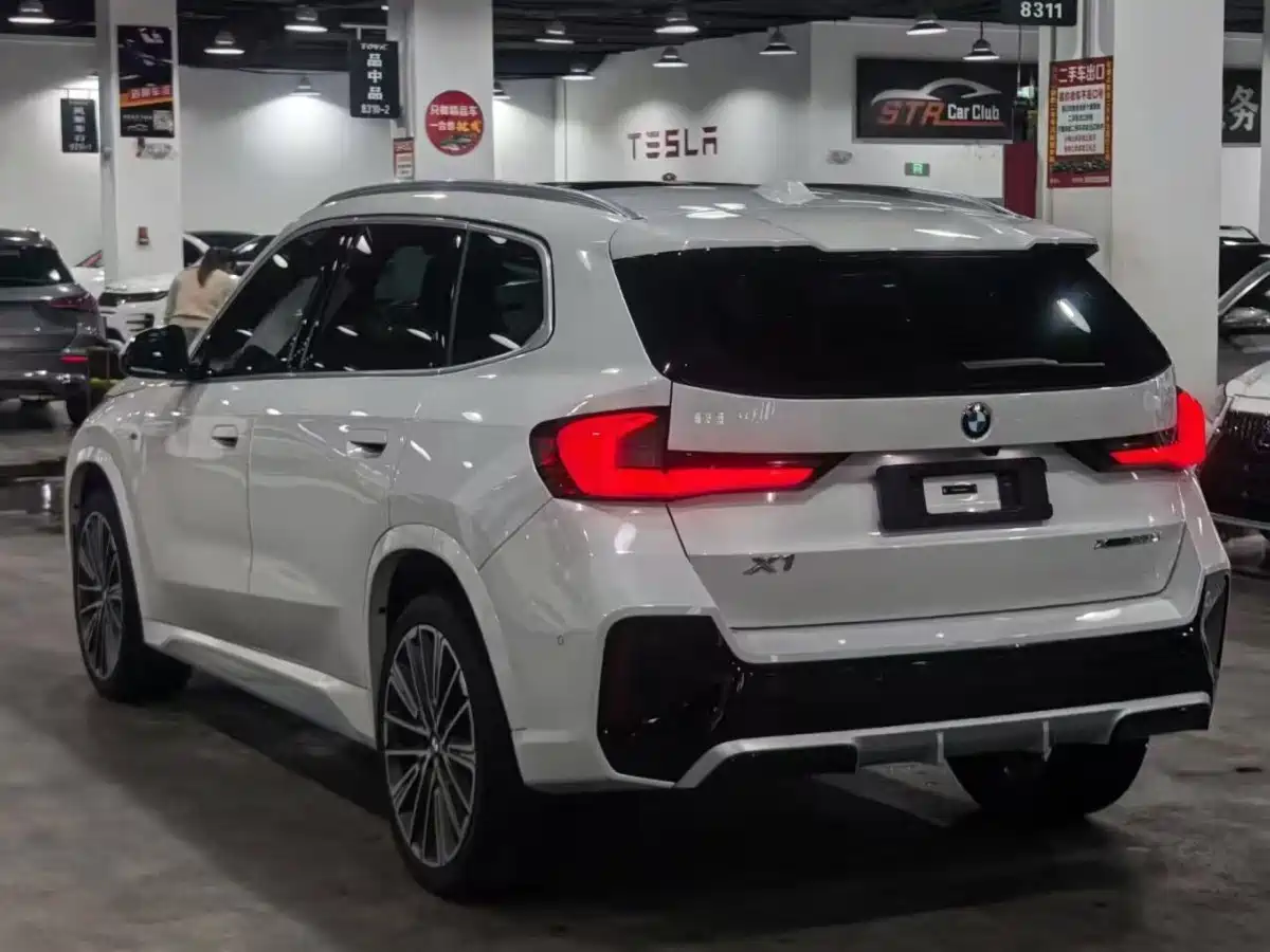 BMW X1 2025 xDrive25Li M Sport Black Package фото 4