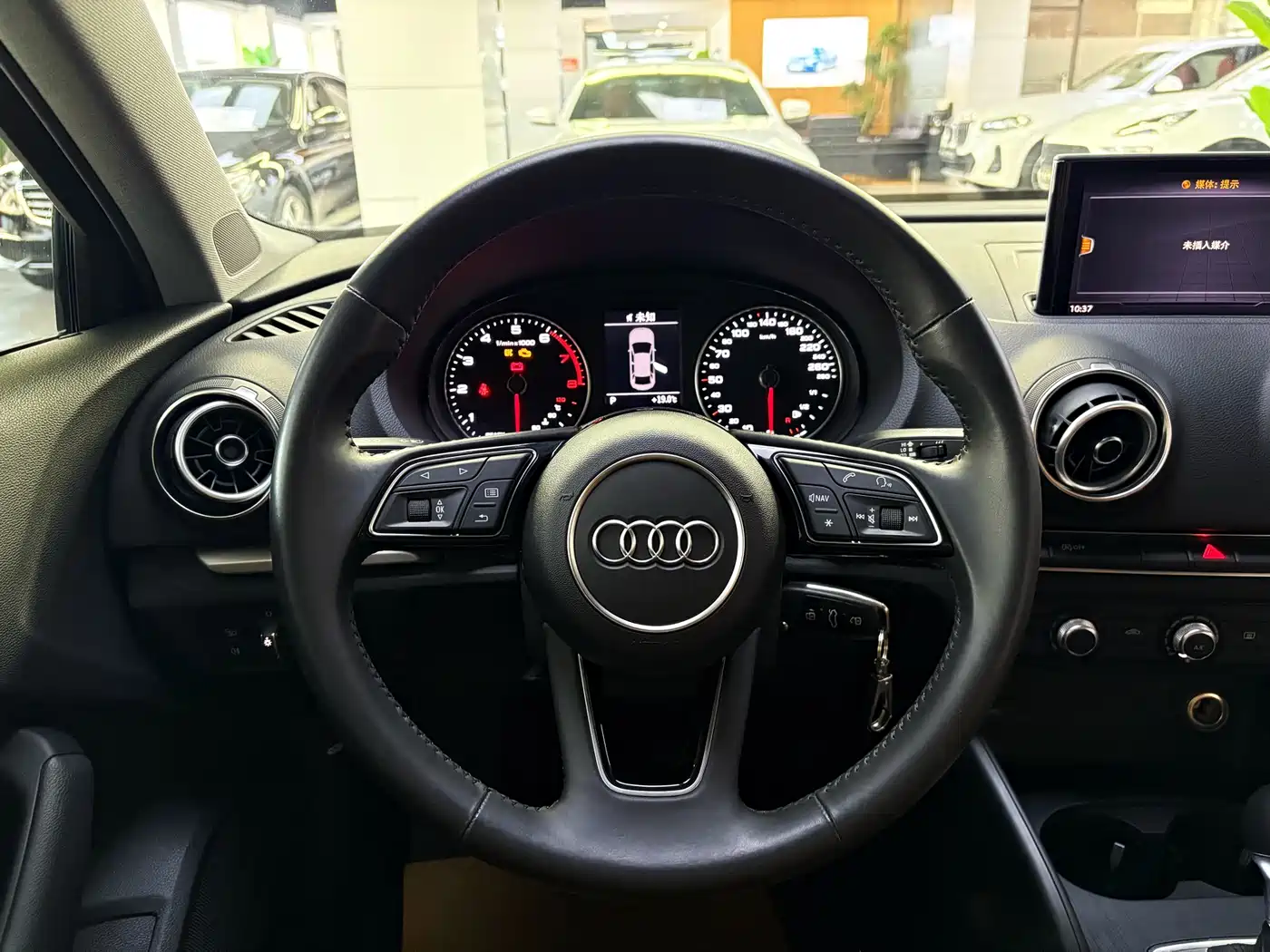 Audi A3 2019 Limousine 35 TFSI Progressive China VI фото 11