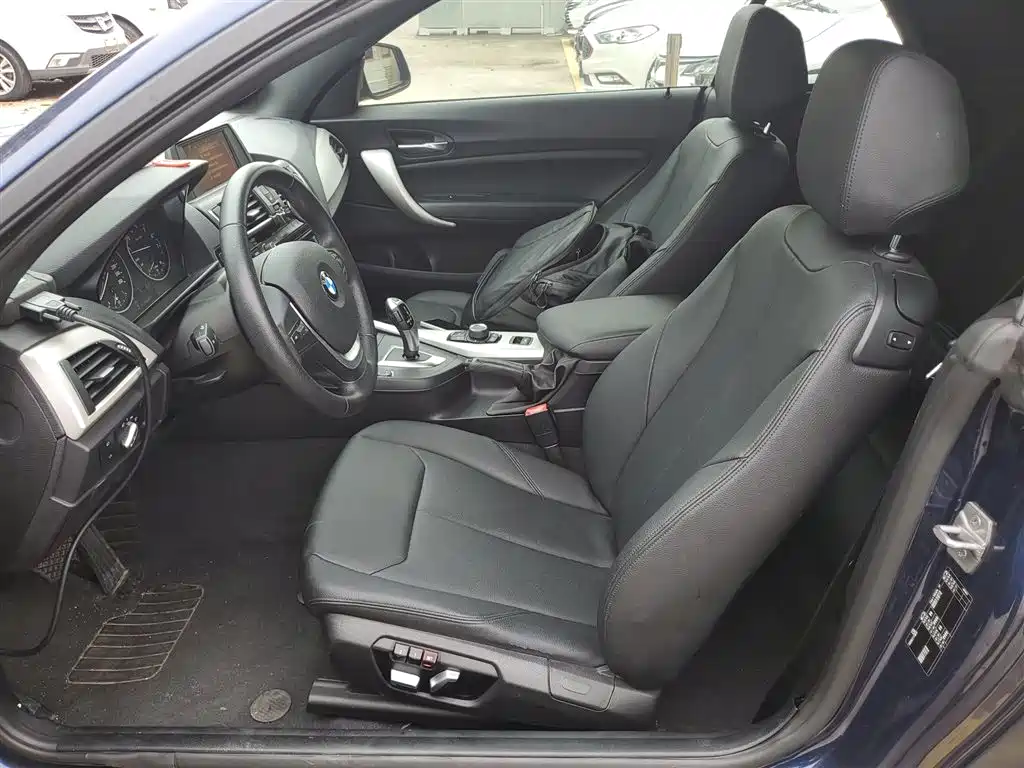 BMW 2 Series (Import) 2017 220i Convertible Coupe Leading фото 11