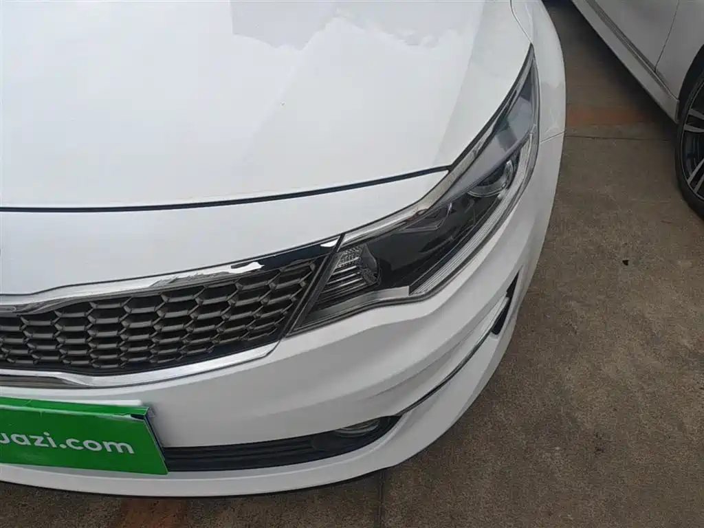Kia K5 2016 2.0L Automatic GLS фото 24