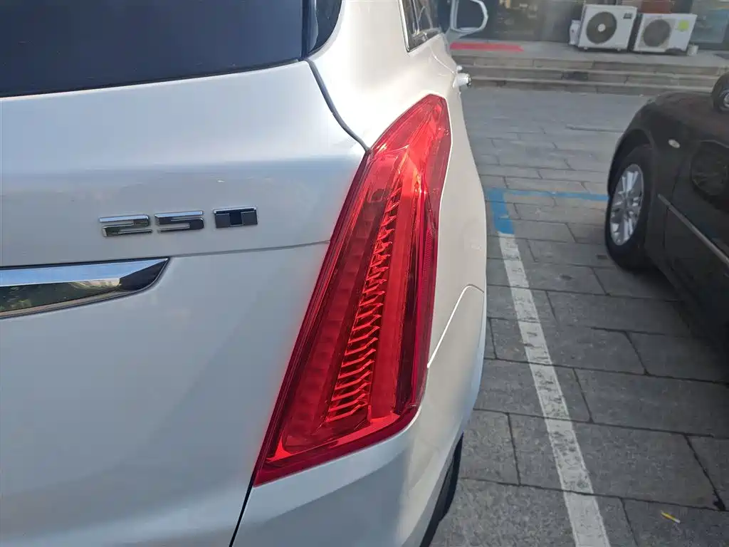 Cadillac XT5 2018 25T Luxury фото 24