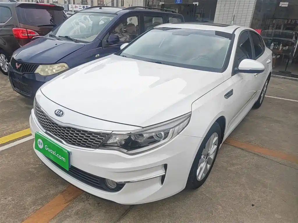 Kia K5 2016 2.0L Automatic GLS фото 2