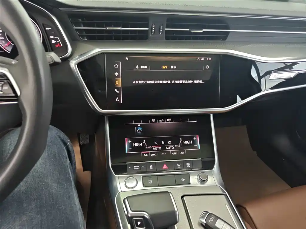 Audi A6L 2019 40 TFSI Luxury Elegance фото 9