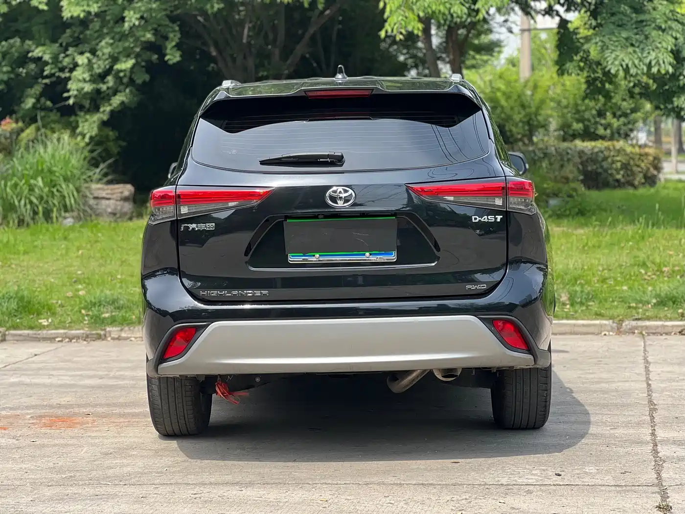 TOYOTA HIGHLANDER