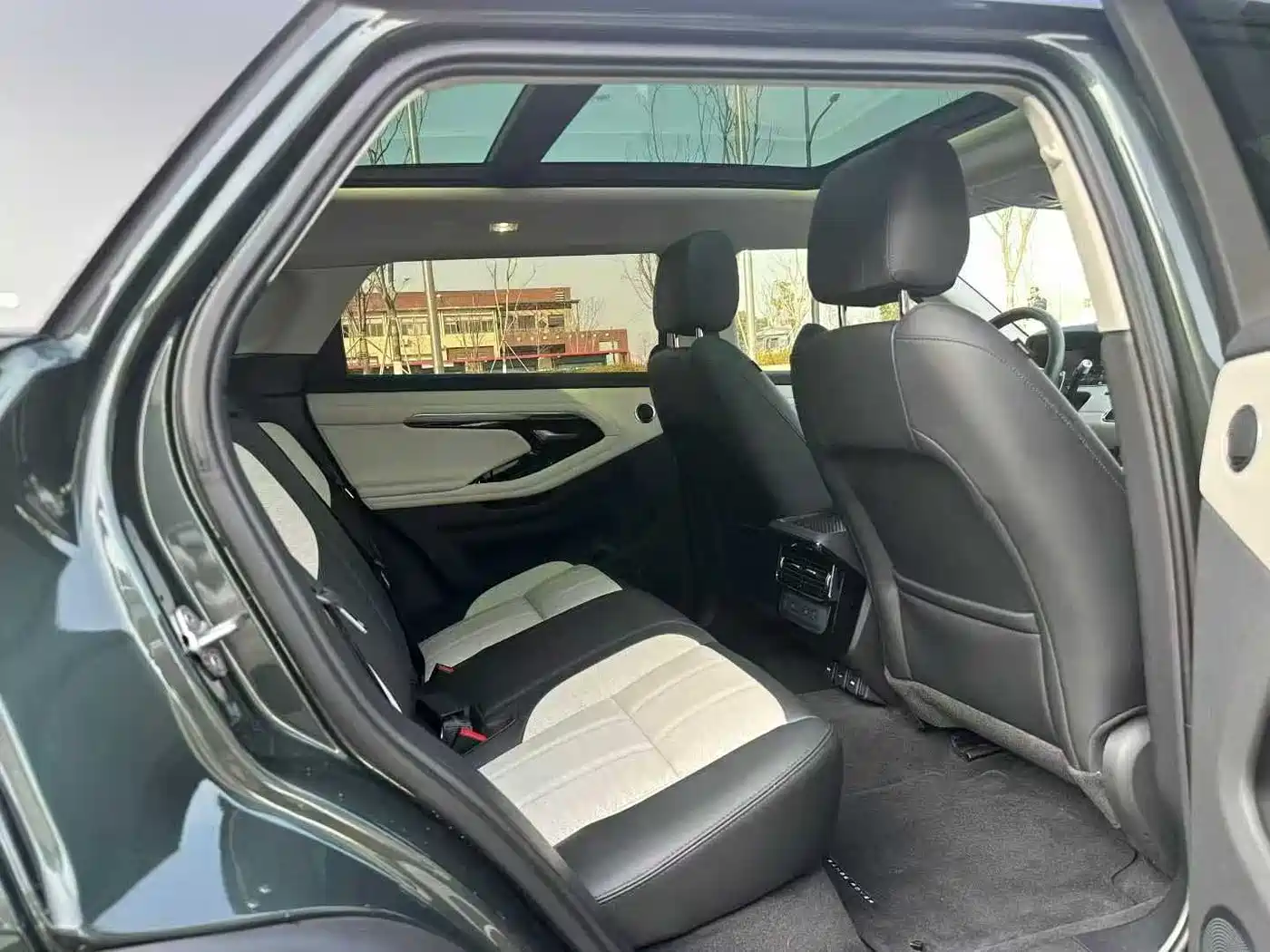 LAND ROVER RANGE ROVER AURORA