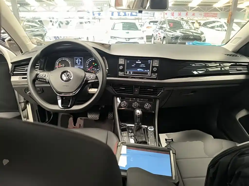 Volkswagen Bora 2019 Facelift 1.5L Automatic Comfort China V фото 10