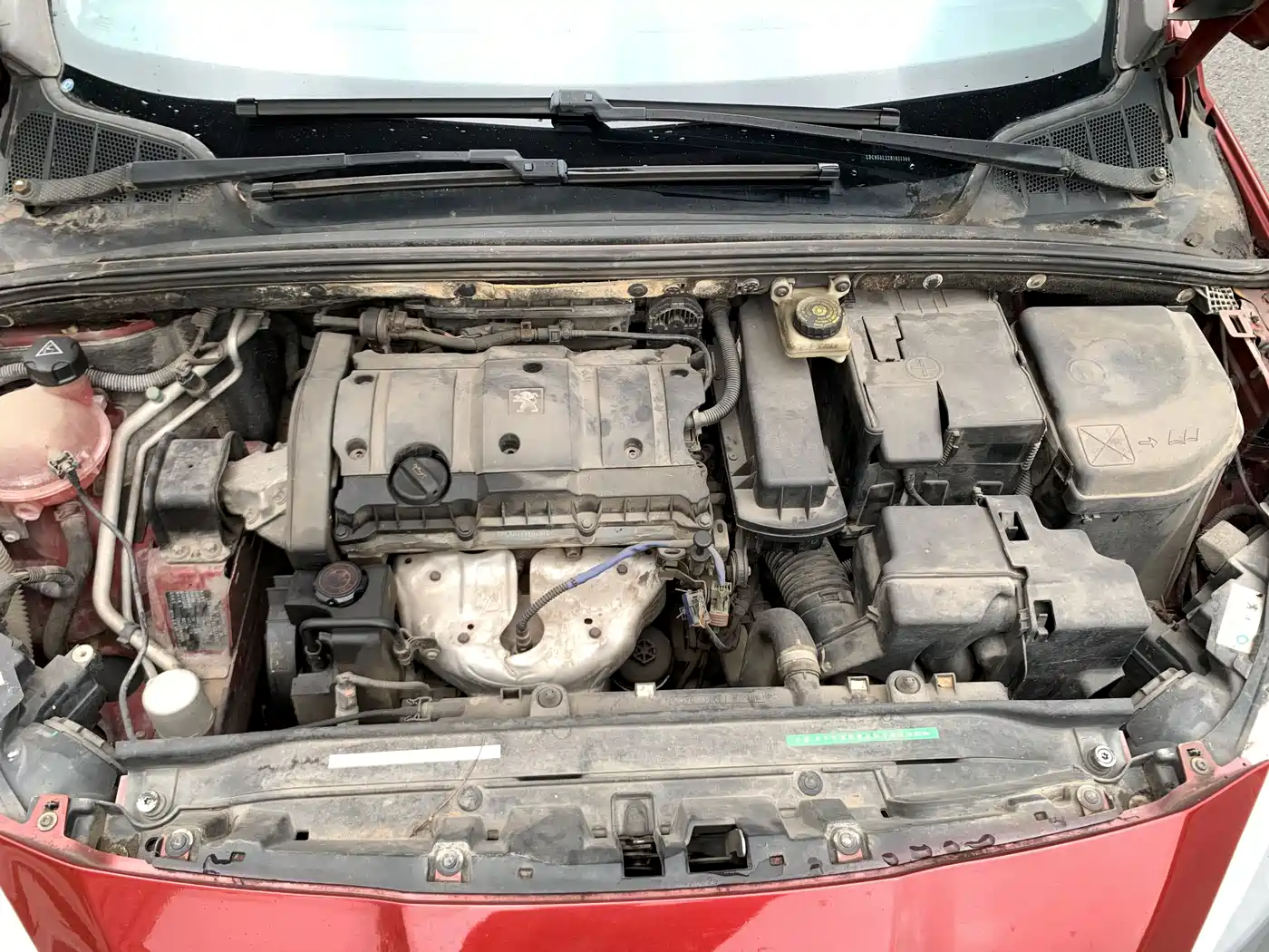 Peugeot 308 2012 1.6L Manual Premium Type фото 20