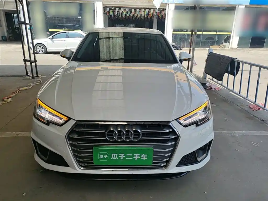 Audi A4L 2019 40 TFSI Fashion (China V) фото 3