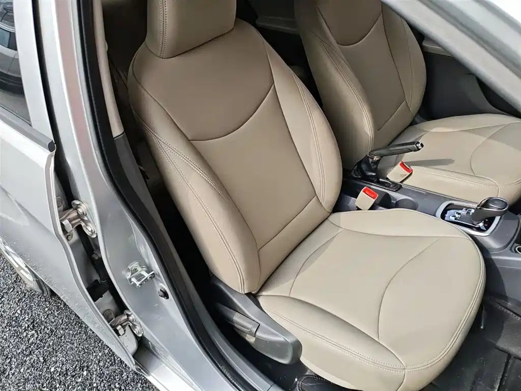 Chevrolet Sail 2015 Sail 3 1.3L AMT Ideal Edition фото 20