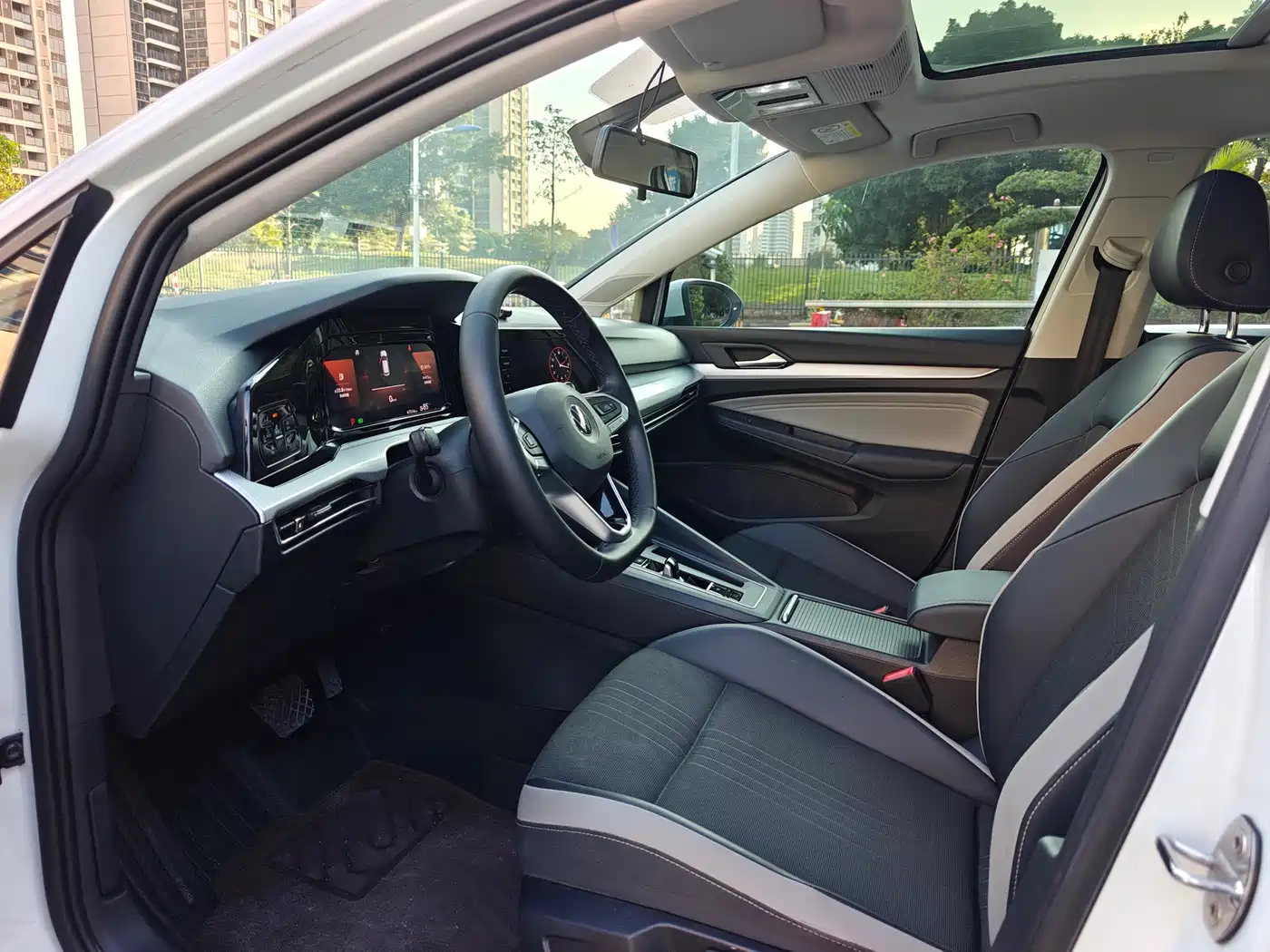 Volkswagen Golf 2021 280TSI DSG Pro фото 4