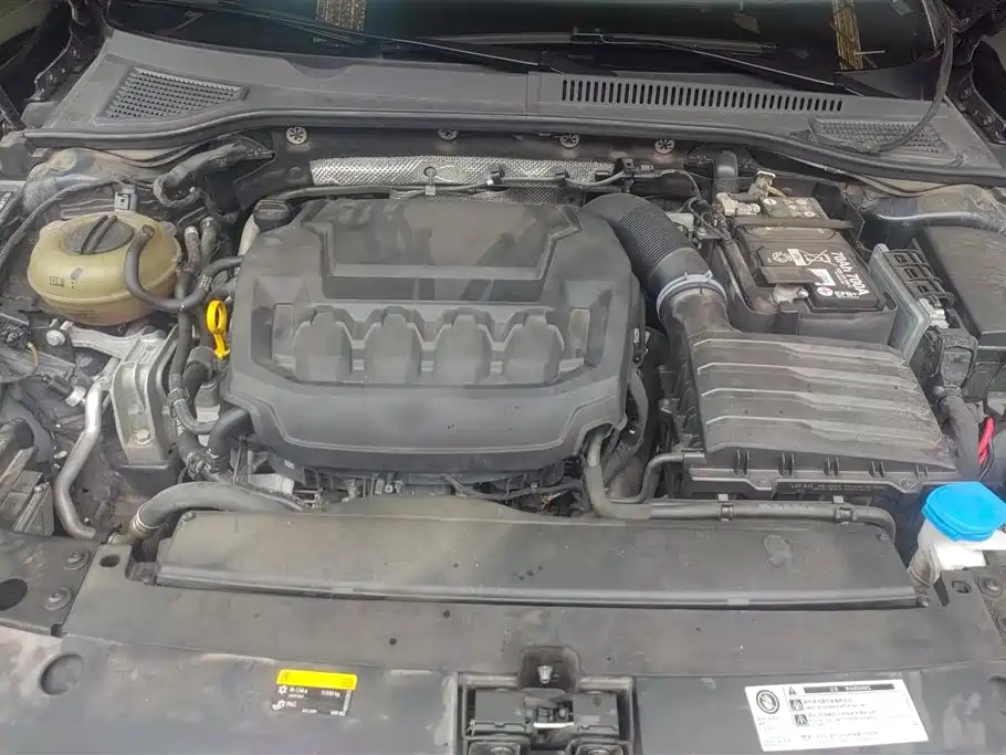 Volkswagen Passat 2024 380TSI Dragon Soaring Edition фото 10