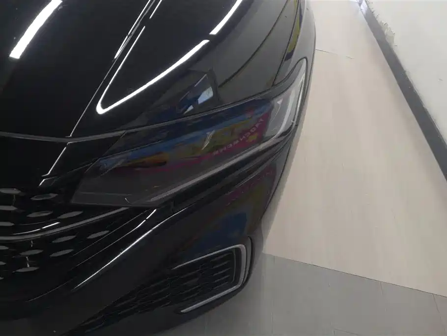 Volkswagen Passat 2022 330TSI Starlight Elite Edition фото 5