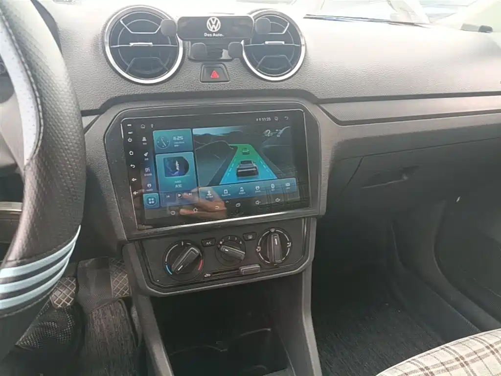 Volkswagen Jetta 2017 1.5L Manual Fashion фото 13