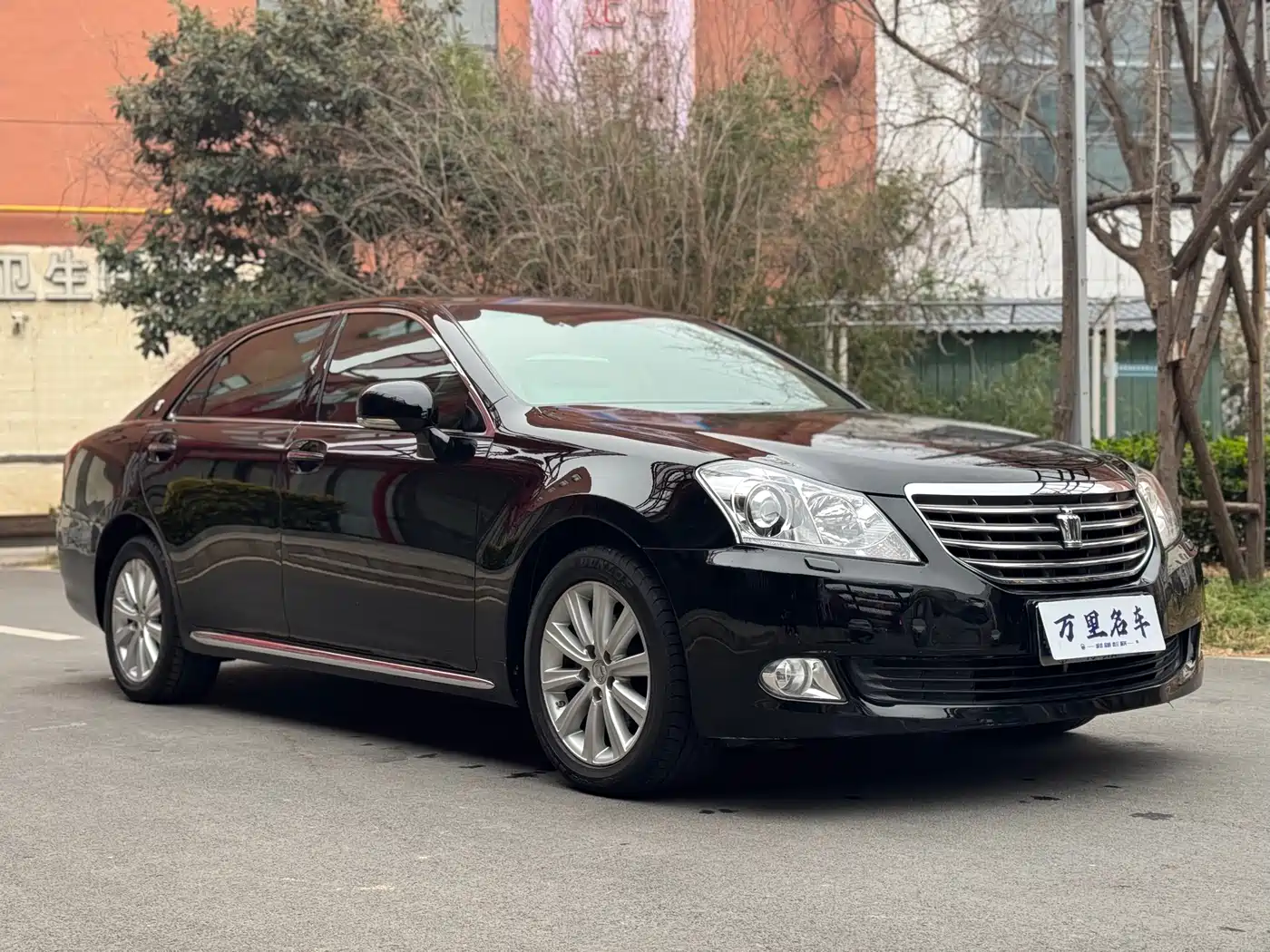 Toyota Crown 2010 2.5L Royal Leather Sunroof Navigation фото 3