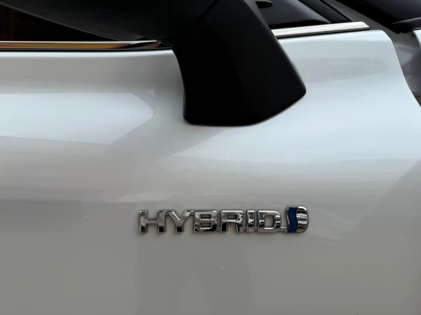 Toyota Highlander 2023 2.5L Smart Hybrid Dual Engine AWD Luxury 7-Seater фото 31