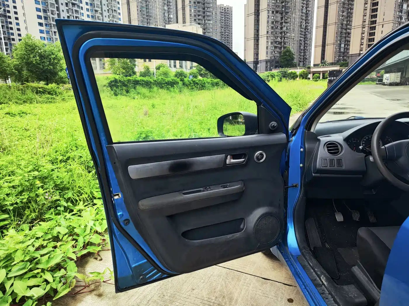 Photo 12 - Suzuki Swift