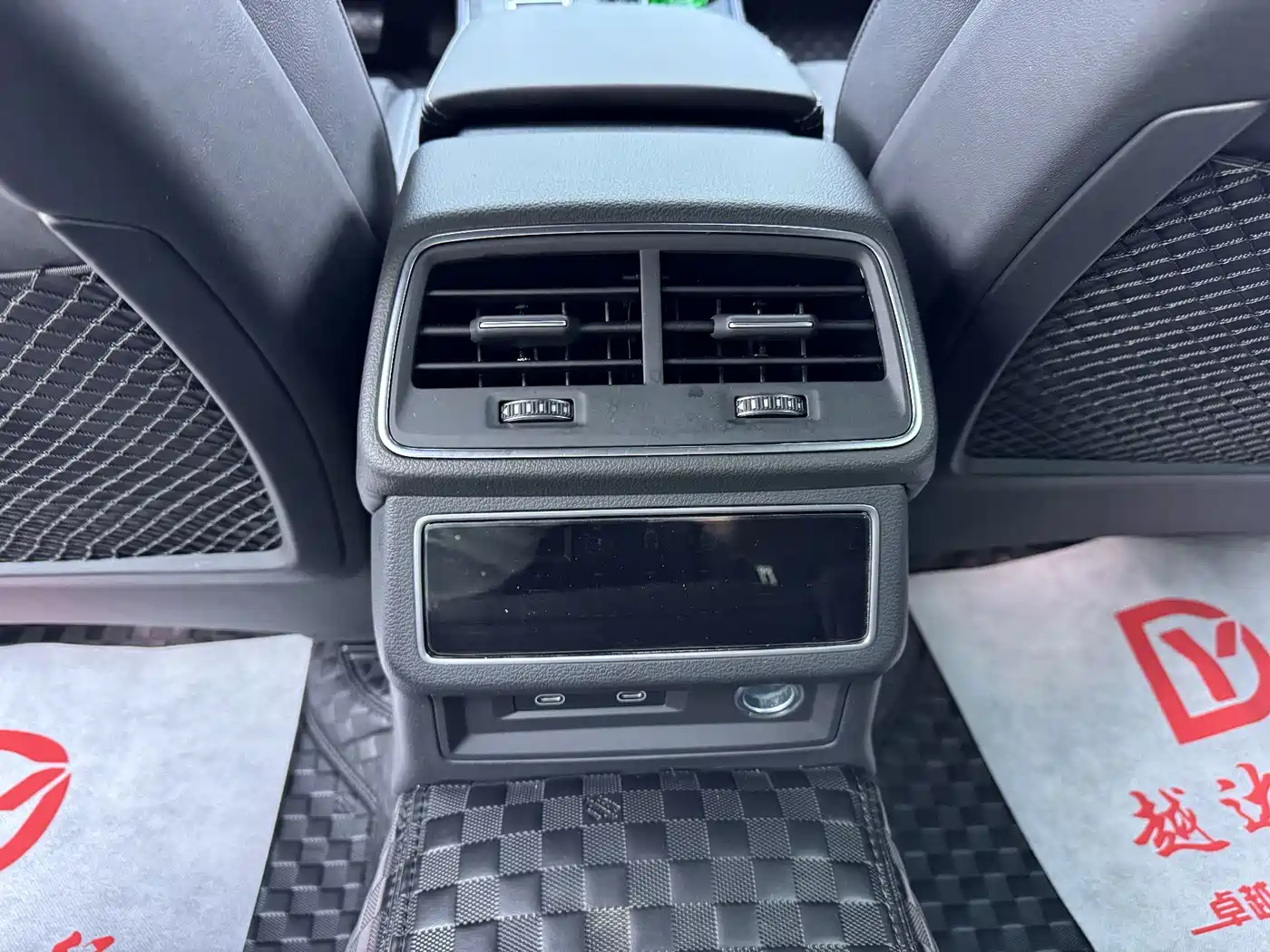 Audi A6L 2024 55 TFSI quattro Exclusive Dynamic фото 16