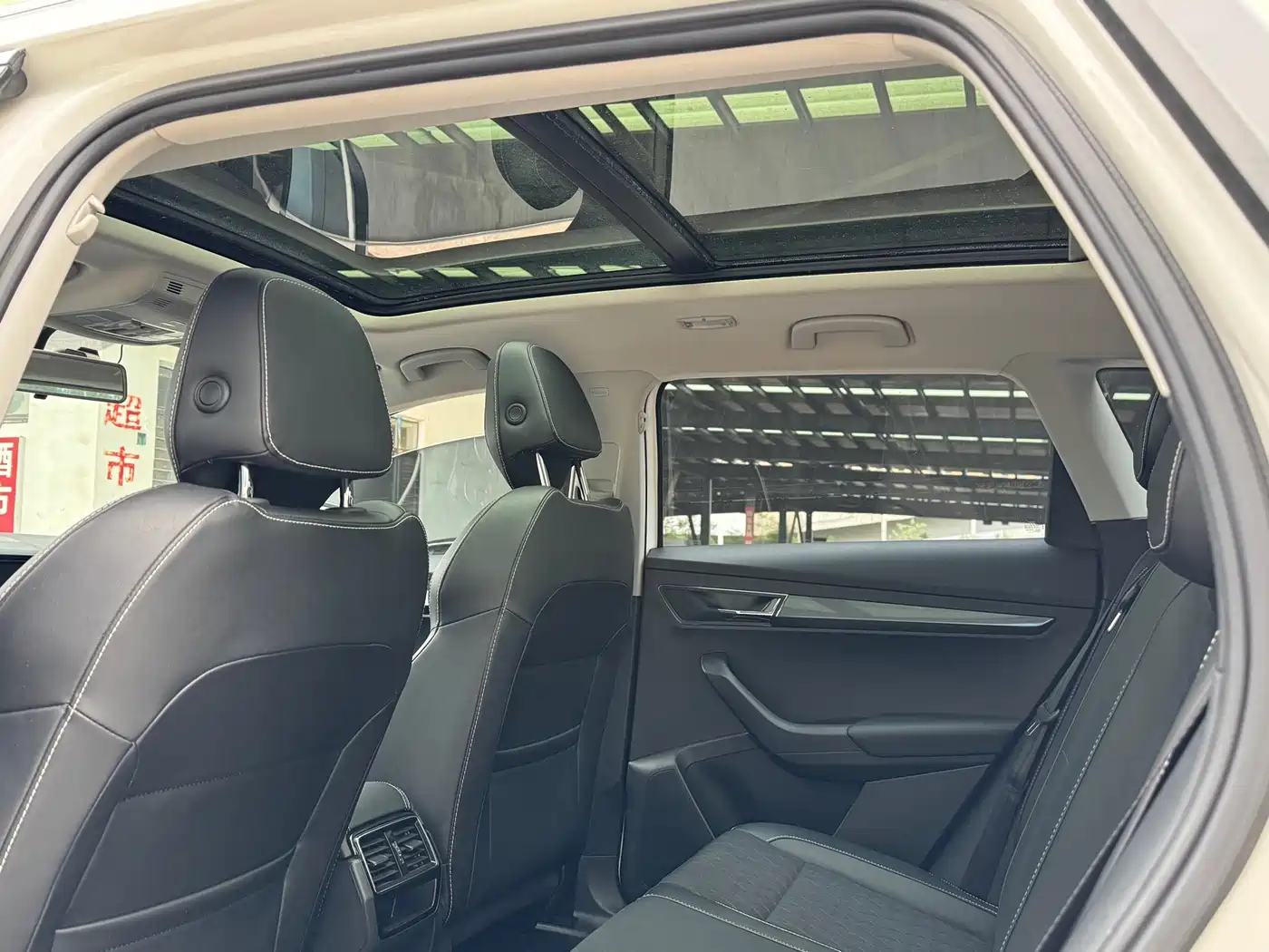 Škoda Karoq 2019 TSI280 Smart Drive Luxury Edition China V фото 14