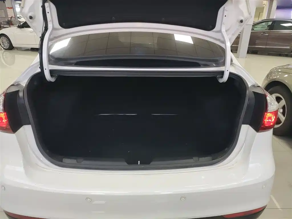 Kia K3 2016 1.6L Automatic GL фото 15