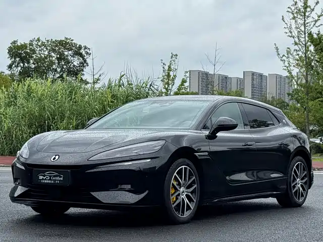 DENZA Z9 GT