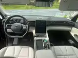 Фото 8 - NIO ES8