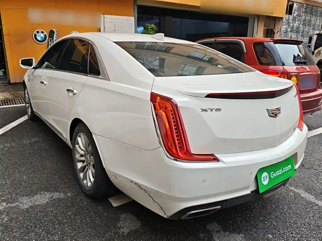 Cadillac XTS 2018 28T Elite фото 23