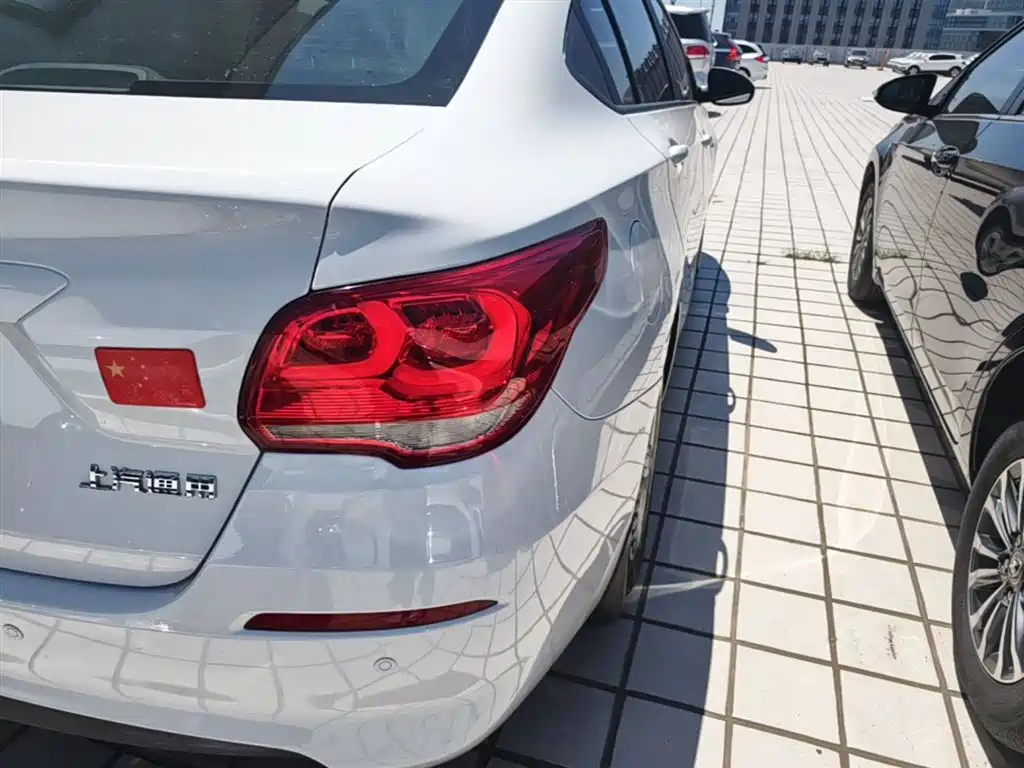 Chevrolet Cavalier 2019 320 Auto Sunroof Enjoyment Edition фото 8