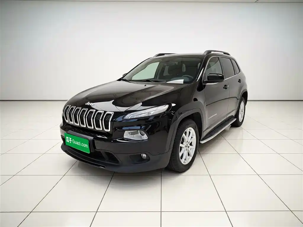 Jeep Cherokee 2016 — пригон из Китая