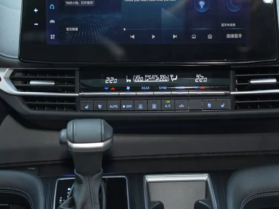 Toyota Sienna 2021 2.5L Hybrid Premium Edition фото 12
