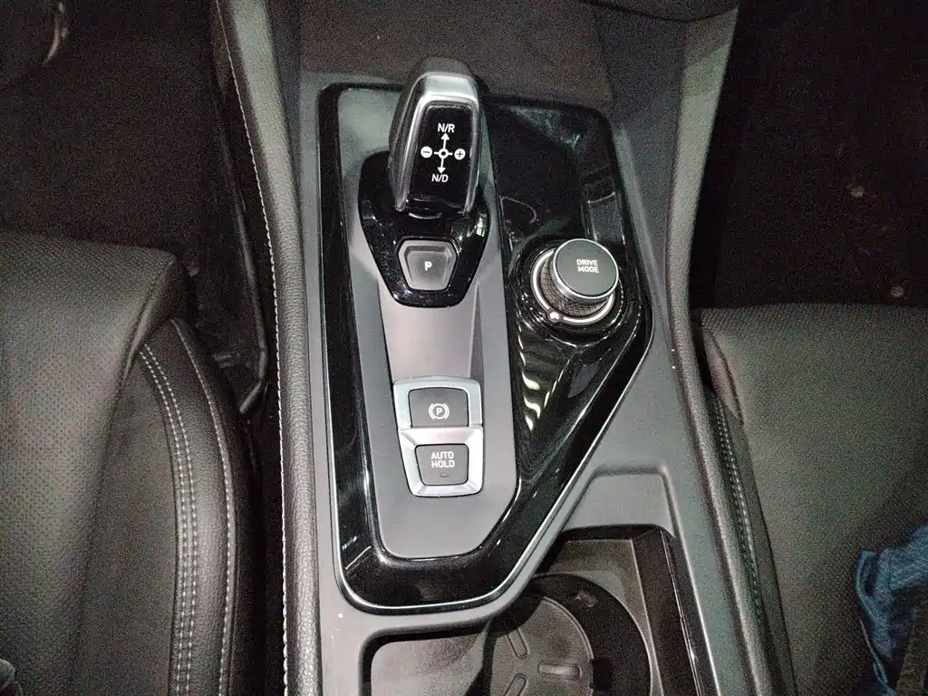 Lynk & Co 03 2021 2.0TD Auto Jin Champion Edition фото 14
