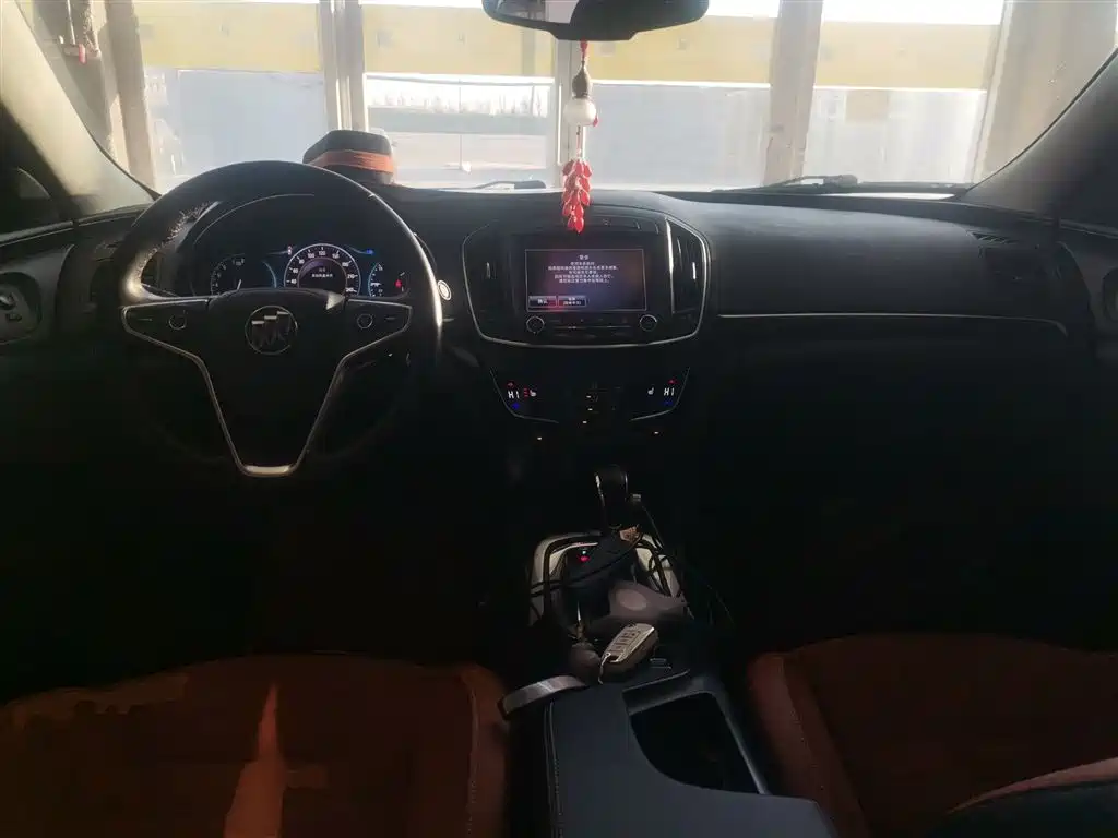 Buick Regal 2015 1.6T Elite Tech Edition фото 10